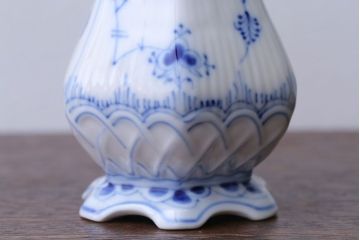 アンティーク雑貨　中古　ROYAL COPENHAGEN(ロイヤルコペンハーゲン)　BLUE FLUTED FULL LACE(ブルーフルーテッド・フルレース)　クリーマー(洋食器)