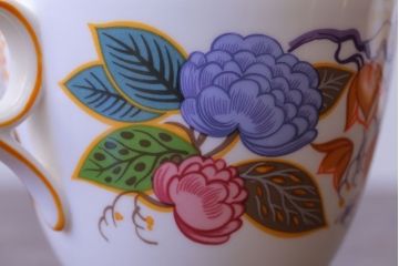 アンティーク雑貨　中古　イギリスMINTON(ミントン)　Peonies・poppies・blue landscape　カップ&ソーサー3客セット(洋食器)