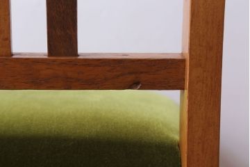 アンティーク家具　和製アンティーク　ナラ材製!モスグリーン座面のシンプルチェア