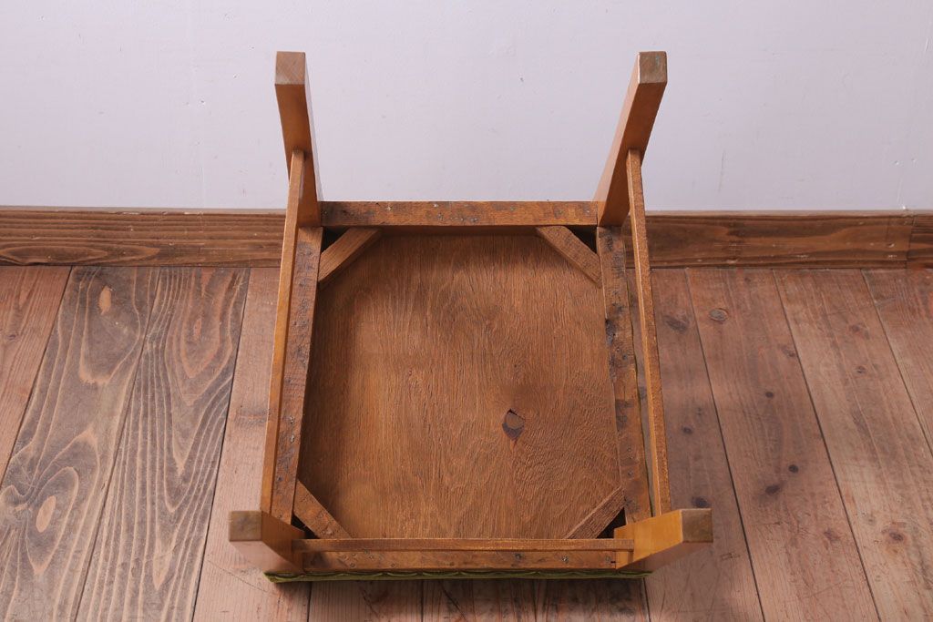 アンティーク家具　和製アンティーク　ナラ材製!モスグリーン座面のシンプルチェア