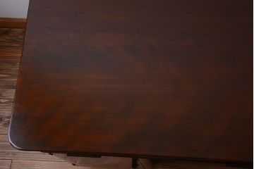 アンティーク家具　和製アンティーク　組み立て式!古いカバ材のシンプルでモダンな両袖机(デスク)