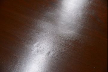 アンティーク家具　和製アンティーク　組み立て式!古いカバ材のシンプルでモダンな両袖机(デスク)