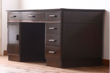 アンティーク家具　和製アンティーク　組み立て式!古いカバ材のシンプルでモダンな両袖机(デスク)