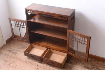 アンティーク家具　和製アンティーク　大正ロマンスタイル!透かし彫りが美しい本箱(収納棚)