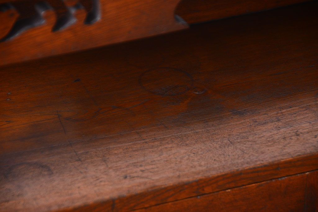 アンティーク家具　和製アンティーク　大正ロマンスタイル!透かし彫りが美しい本箱(収納棚)