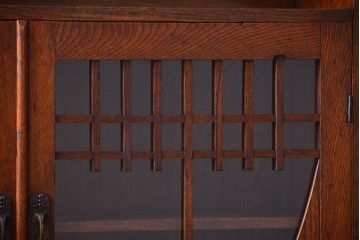 アンティーク家具　和製アンティーク　大正ロマンスタイル!透かし彫りが美しい本箱(収納棚)