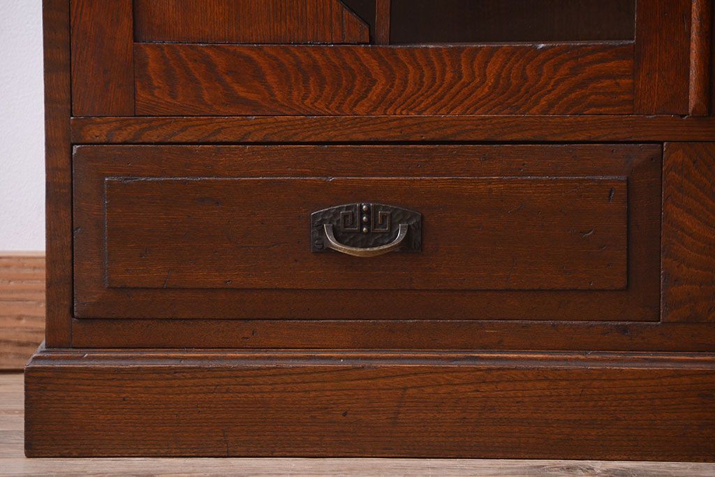 アンティーク家具　和製アンティーク　大正ロマンスタイル!透かし彫りが美しい本箱(収納棚)