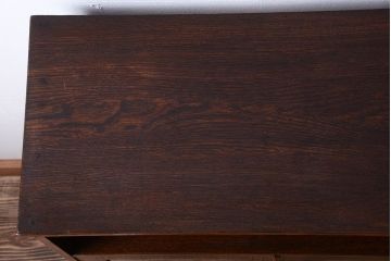 レトロ家具　昭和レトロ　古い木製の小ぶりなアンティーク本箱(ブックケース・収納棚)