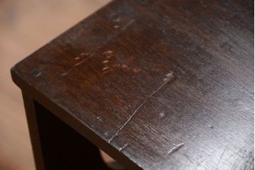 レトロ家具　昭和レトロ　古い木製の小ぶりなアンティーク本箱(ブックケース・収納棚)