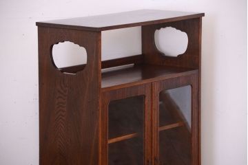 レトロ家具　昭和レトロ　古い木製の小ぶりなアンティーク本箱(ブックケース・収納棚)