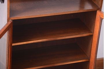 レトロ家具　昭和レトロ　古い木製の小ぶりなアンティーク本箱(ブックケース・収納棚)