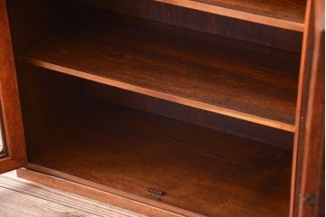 レトロ家具　昭和レトロ　古い木製の小ぶりなアンティーク本箱(ブックケース・収納棚)