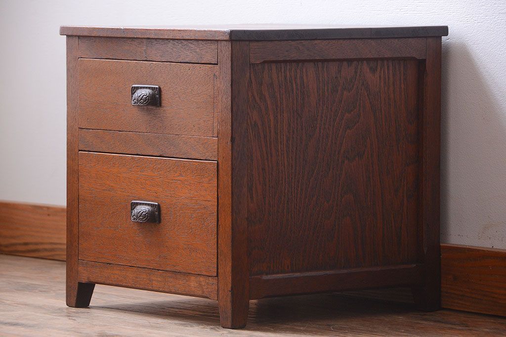 レトロ家具　昭和レトロ　天板と脚付き!古い木製の引き出し付きサイドテーブル(小引き出し)