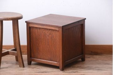 レトロ家具　昭和レトロ　天板と脚付き!古い木製の引き出し付きサイドテーブル(小引き出し)