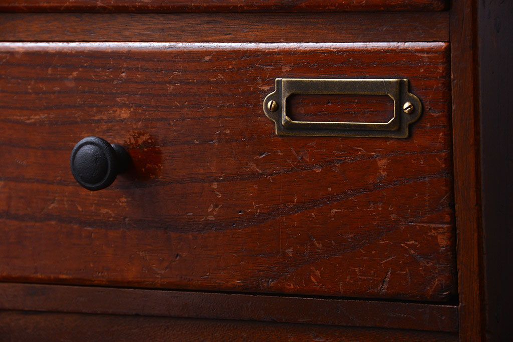 アンティーク家具　和製アンティーク　ネームプレート付き!古い木製の小引き出し