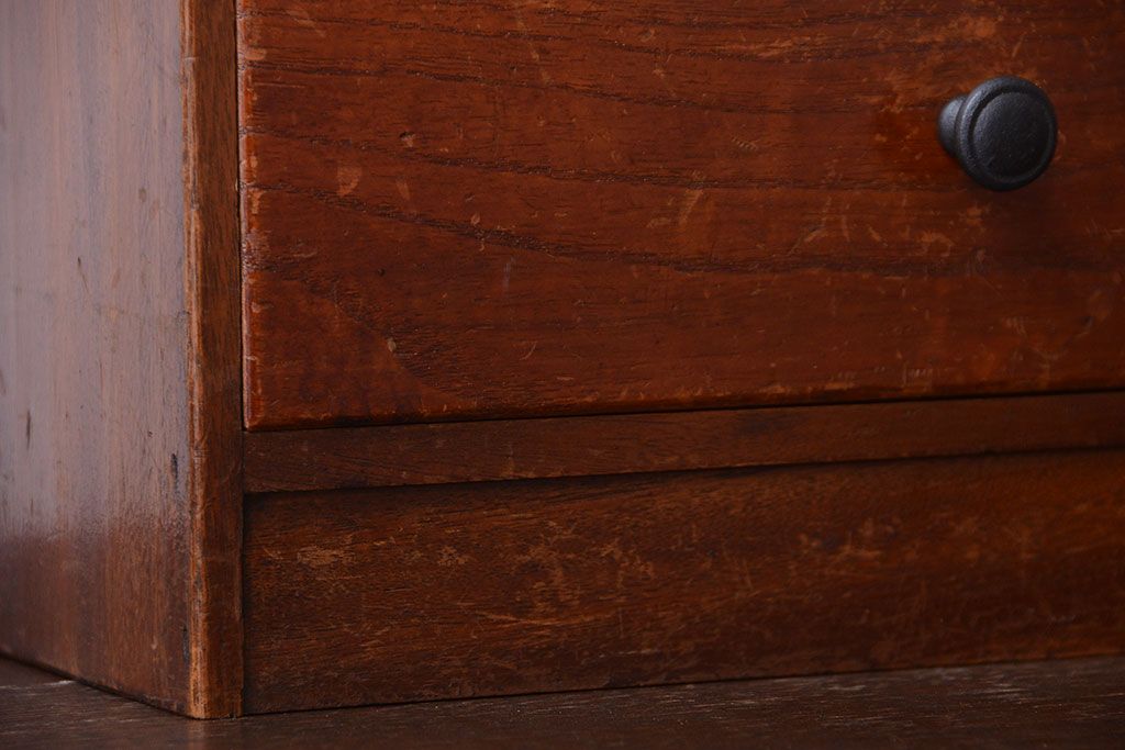 アンティーク家具　和製アンティーク　ネームプレート付き!古い木製の小引き出し