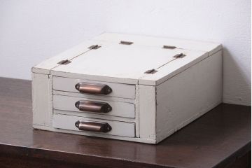 アンティーク家具　アンティークペイント　小さな小物入れ(小引き出し)