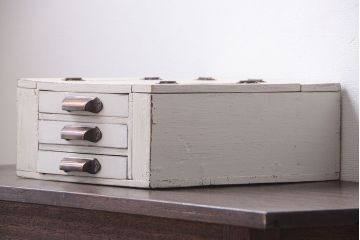 アンティーク家具　アンティークペイント　小さな小物入れ(小引き出し)