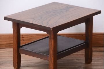 アンティーク家具　和製アンティーク　天板欅材!シンプルなサイドテーブル