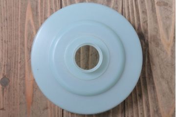 昭和レトロ　プラスチックシェードの天井照明(2)