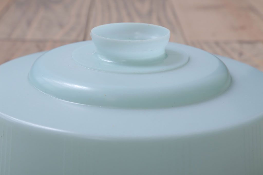 昭和レトロ　プラスチックシェードの天井照明(2)