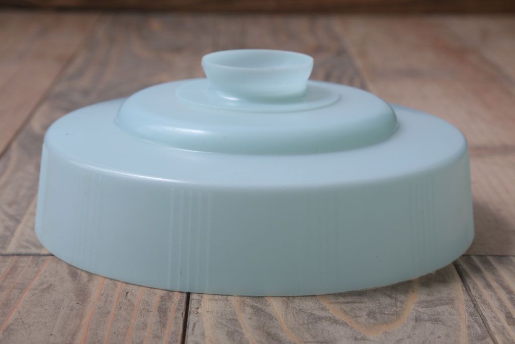昭和レトロ　プラスチックシェードの天井照明(2)