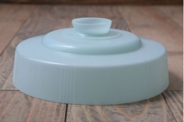 昭和レトロ　プラスチックシェードの天井照明(2)