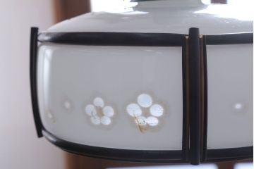 和製アンティーク 花柄 乳白色ガラスシェードの昭和レトロな天井照明