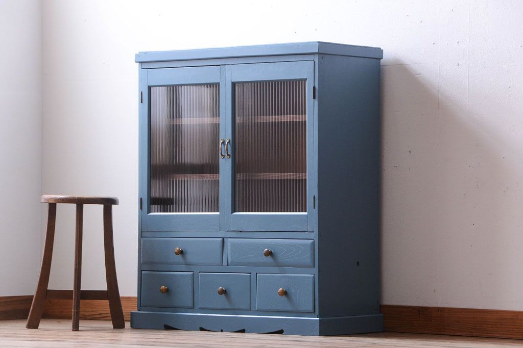 アンティーク家具　ペイント　モールガラス入り!アンティーク戸棚