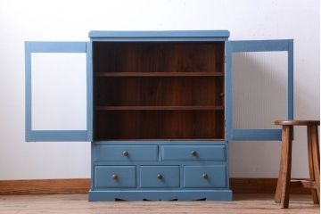 アンティーク家具　ペイント　モールガラス入り!アンティーク戸棚