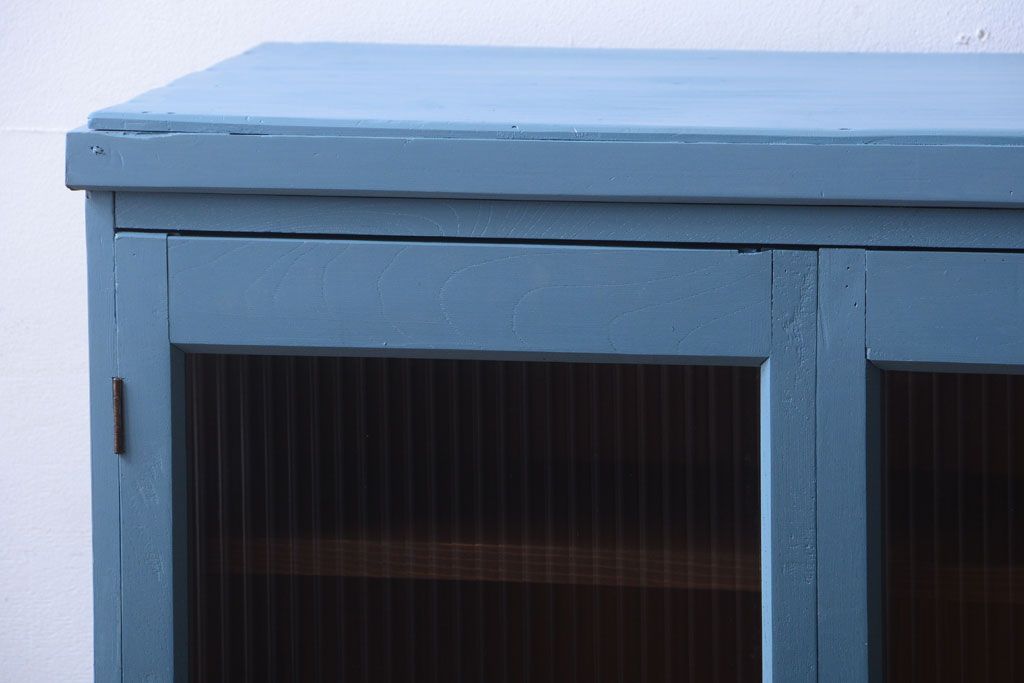 アンティーク家具　ペイント　モールガラス入り!アンティーク戸棚