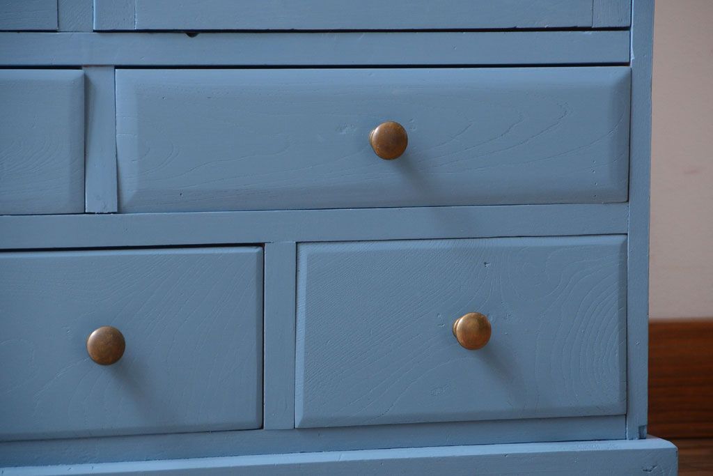 アンティーク家具　ペイント　モールガラス入り!アンティーク戸棚