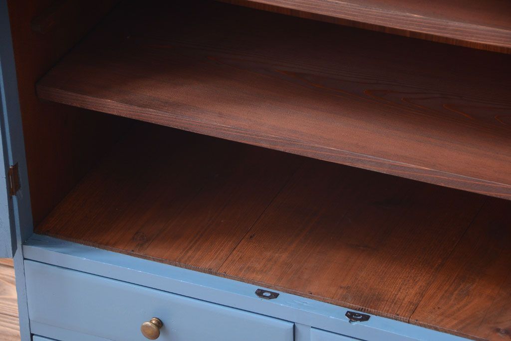 アンティーク家具　ペイント　モールガラス入り!アンティーク戸棚