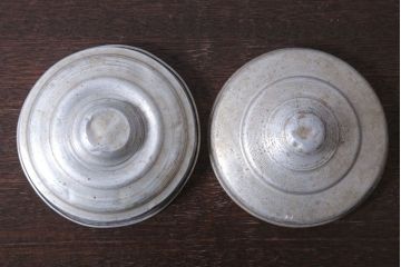 アンティーク雑貨　昭和レトロ　古い駄菓子屋のガラス瓶(ビン)2個セット(2)