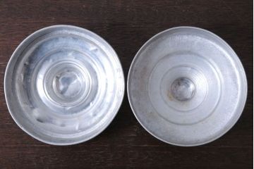 アンティーク雑貨　昭和レトロ　古い駄菓子屋のガラス瓶(ビン)2個セット(2)