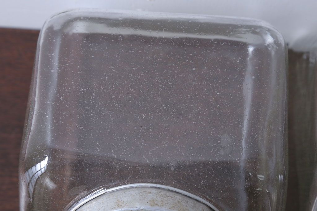 アンティーク雑貨　昭和レトロ　古い駄菓子屋のガラス瓶(ビン)2個セット(2)