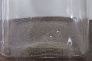 アンティーク雑貨　昭和レトロ　古い駄菓子屋のガラス瓶(ビン)2個セット(2)