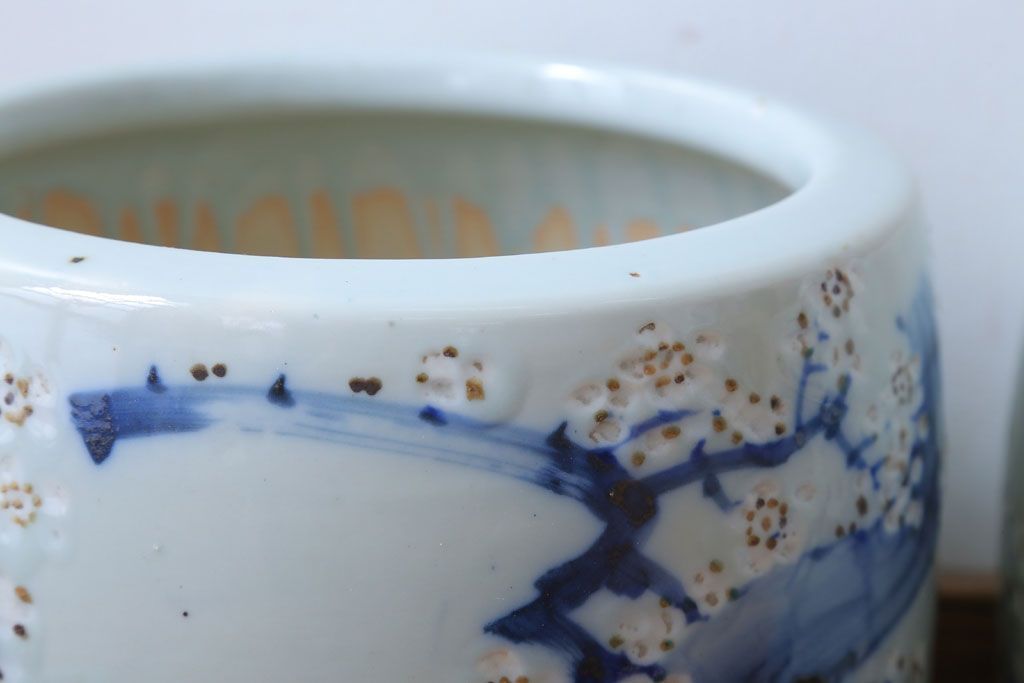 アンティーク雑貨　和製アンティーク　梅の図　小振りな瀬戸火鉢2個セット