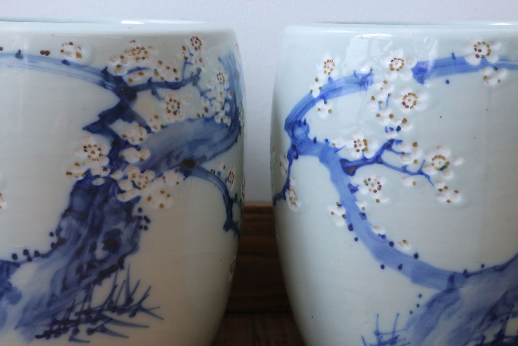 アンティーク雑貨　和製アンティーク　梅の図　小振りな瀬戸火鉢2個セット