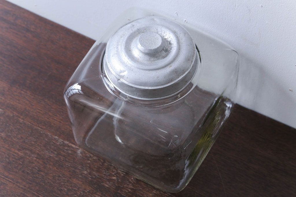 アンティーク雑貨　昭和レトロ　アンティーク四角ガラス瓶(ビン)