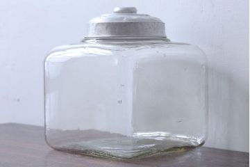 アンティーク雑貨　昭和レトロ　アンティーク四角ガラス瓶(ビン)