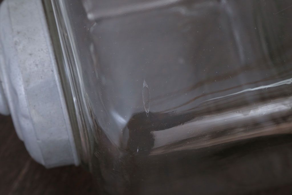 アンティーク雑貨　昭和レトロ　アンティーク四角ガラス瓶(ビン)