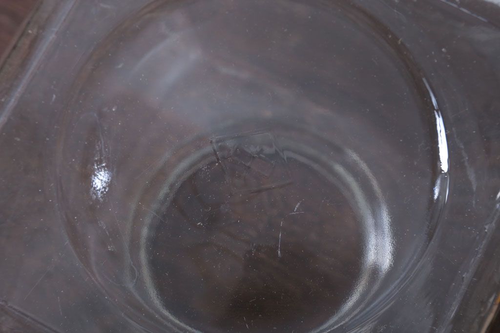 アンティーク雑貨　昭和レトロ　アンティーク四角ガラス瓶(ビン)