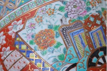 アンティーク雑貨　古民具・骨董　大正〜昭和初期 十錦手火鉢 牡丹(1)