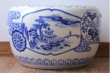 アンティーク雑貨　古民具・骨董　窓絵　風景・花の図　大きなアンティーク瀬戸火鉢