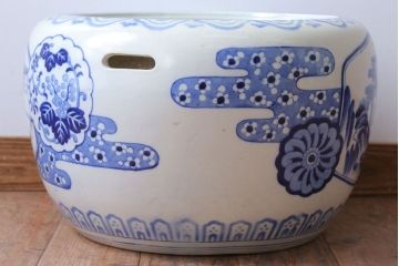 アンティーク雑貨　古民具・骨董　窓絵　風景・花の図　大きなアンティーク瀬戸火鉢