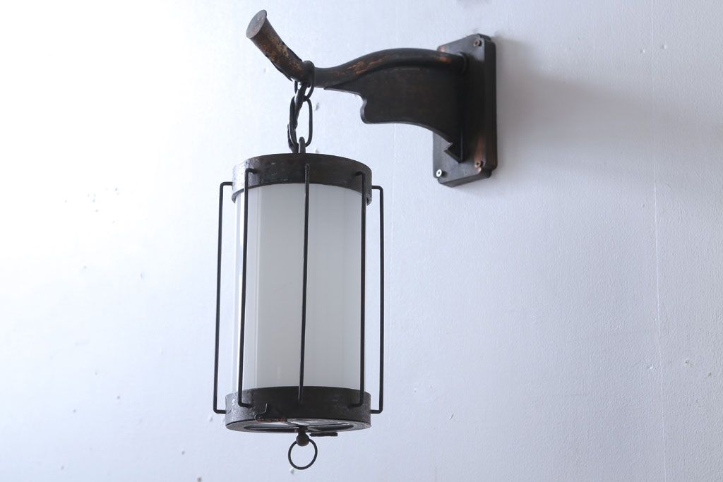 古民具・骨董　大正期　古金具のおしゃれなアンティーク壁掛け照明
