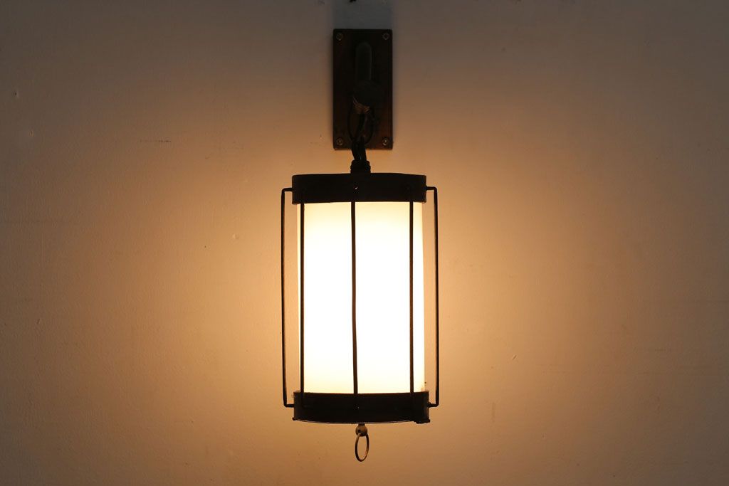 ジャンク品　古民具・骨董　大正期　古金具のおしゃれなアンティーク壁掛け照明(2)