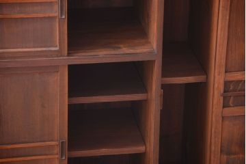 アンティーク家具　和製アンティーク　古い木製の小ぶりな収納棚(下駄箱)