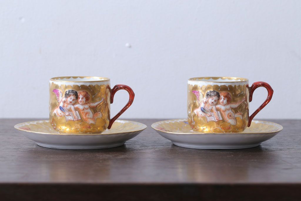 アンティーク雑貨　アンティーク　イタリアRichard Ginori(リチャード・ジノリ)　カポディモンテ　カップ&ソーサー2客セット(洋食器)
